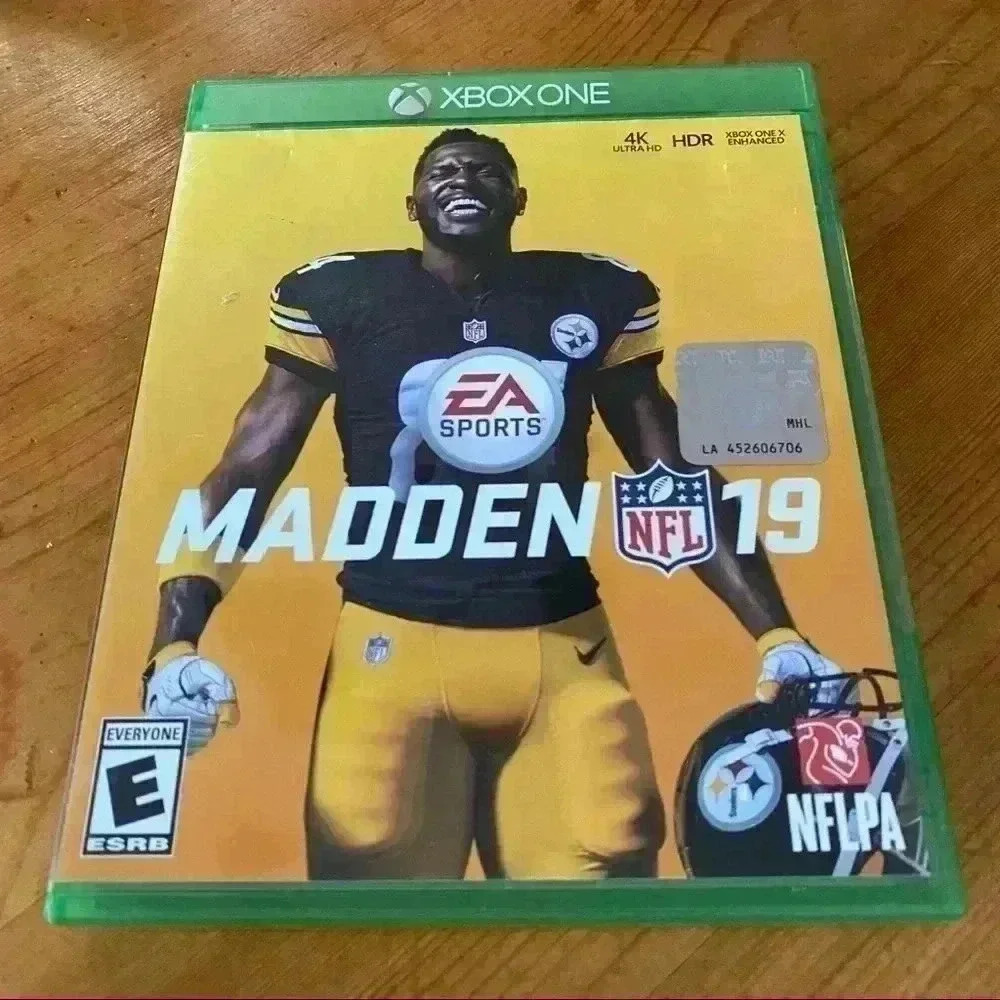 Madden NFL 19 on Xbox One